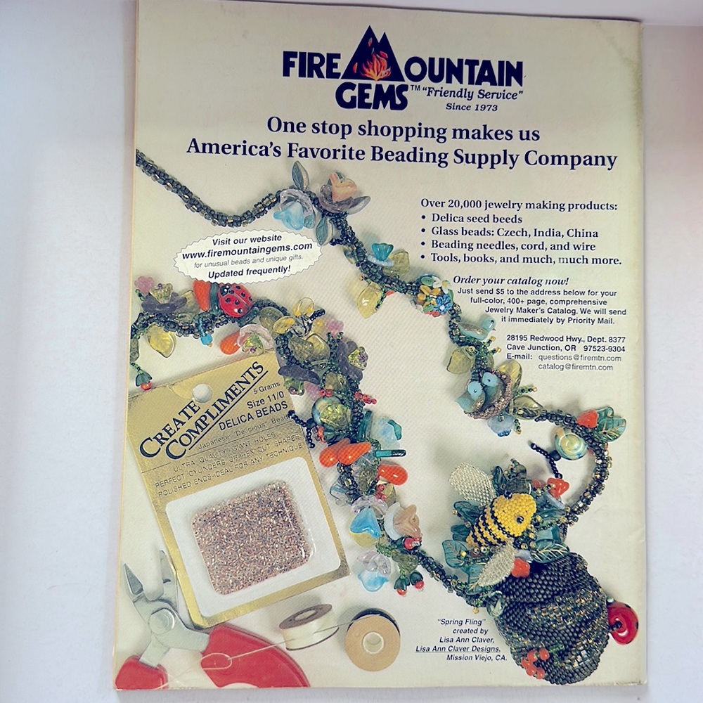 BEAD & BUTTON MAGAZINE 2 ISSUES YEAR 2000 - Picture 8 of 11